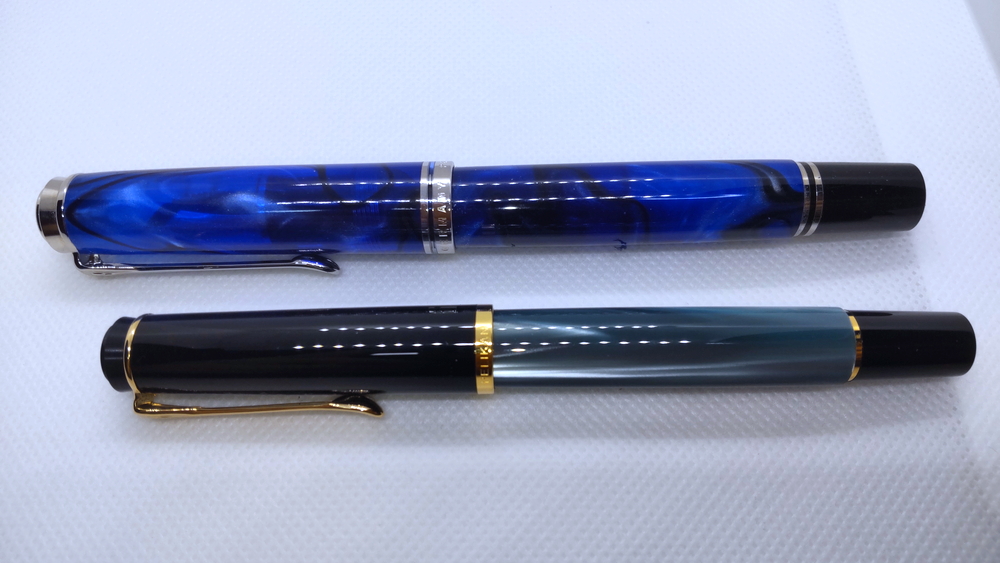 ペリカン　 青 万年筆 ケース付き　インク無し ペリカン 青 万年筆 ケース付き インク無し 筆記具