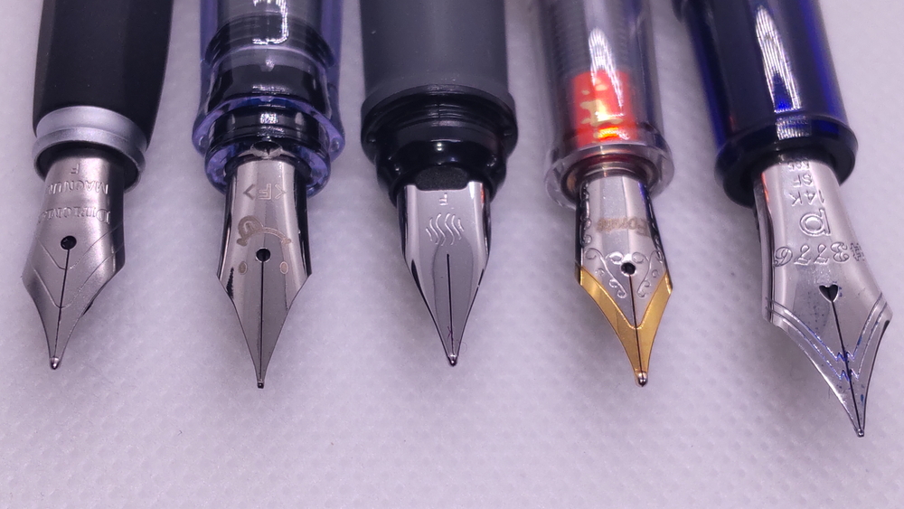 筆記確認＆洗浄済み 軟調中字（S-M) ソフトニブ 旧ニブ 14金 万年筆